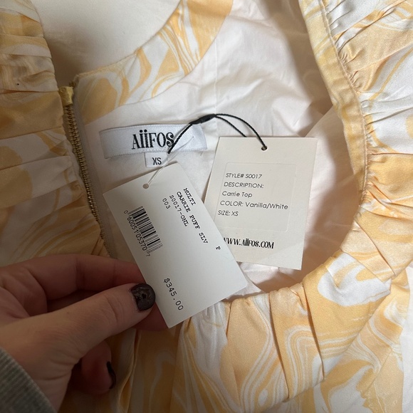 NWT AIIFOS Carrie Puff Sleeve Crop Top - Picture 7 of 7